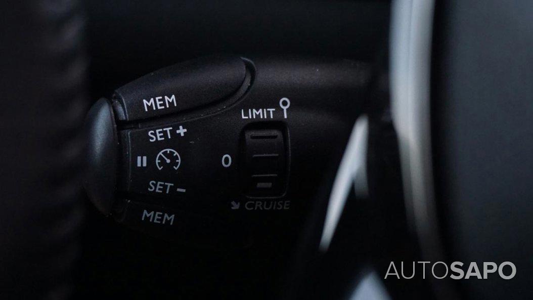 Peugeot E-208 de 2020