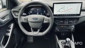 Ford Focus 1.0 EcoBoost MHEV ST-Line X de 2025