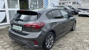 Ford Focus 1.0 EcoBoost ST-Line X de 2025