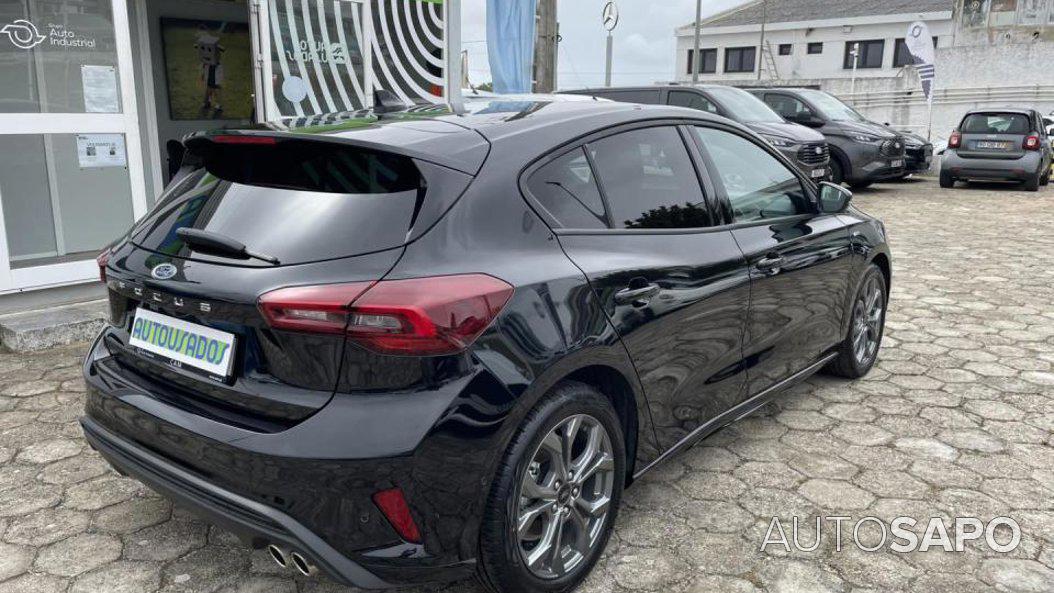 Ford Focus 1.0 EcoBoost ST-Line X de 2025