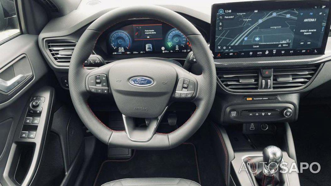 Ford Focus 1.0 EcoBoost ST-Line X de 2025