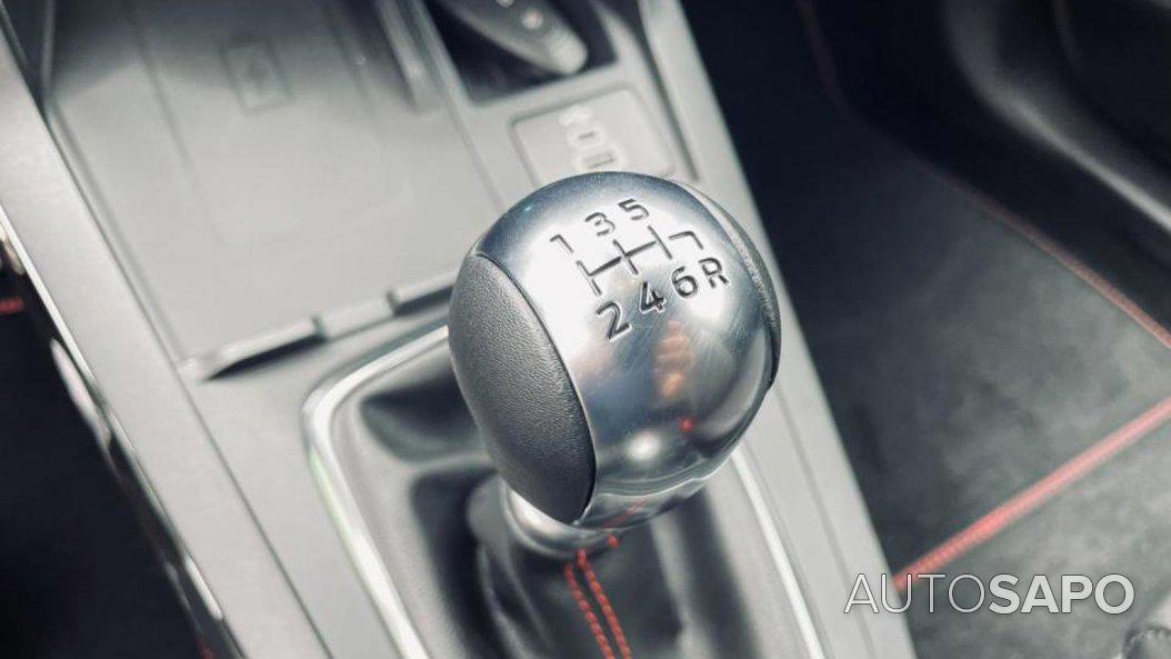 Ford Puma 1.0 EcoBoost MHEV ST-Line X de 2025