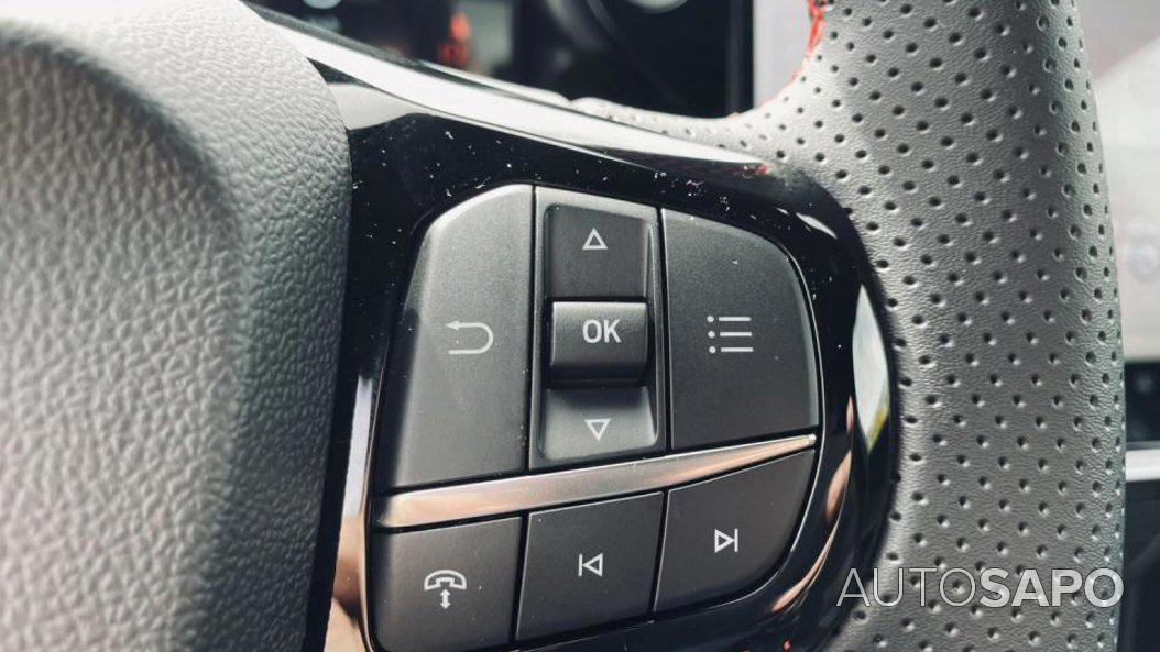 Ford Puma 1.0 EcoBoost MHEV ST-Line X de 2025