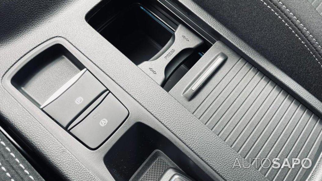 Ford Focus 1.0 EcoBoost MHEV Active X de 2025