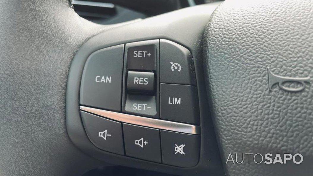 Ford Focus 1.0 EcoBoost MHEV Active X de 2025