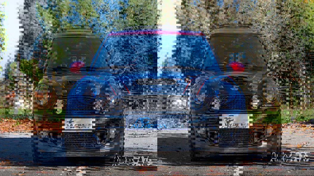 MINI Clubman John Cooper Works de 2011