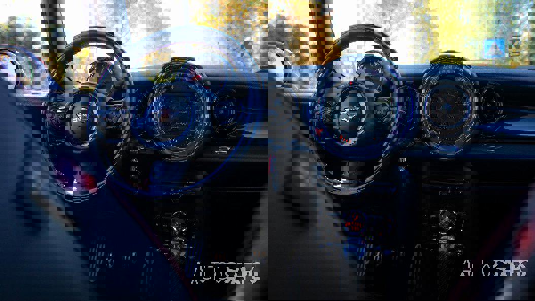 MINI Clubman John Cooper Works de 2011