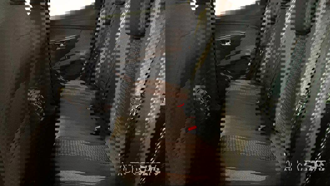 Peugeot 3008 1.5 BlueHDi Active Pack de 2021