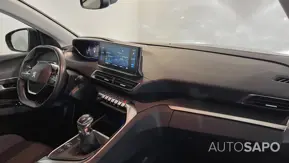 Peugeot 3008 1.5 BlueHDi Active Pack de 2021