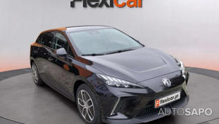 MG MG4 64 kWh Luxury de 2025