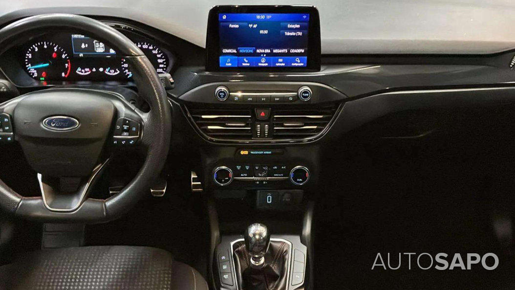 Ford Focus 1.0 EcoBoost ST-Line de 2020