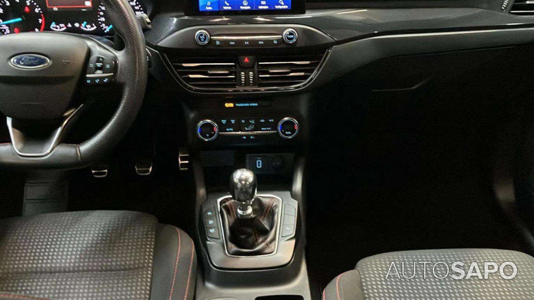 Ford Focus 1.0 EcoBoost ST-Line de 2020