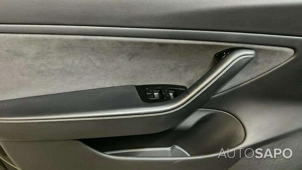 Tesla Model 3 Long-Range Dual Motor AWD de 2019