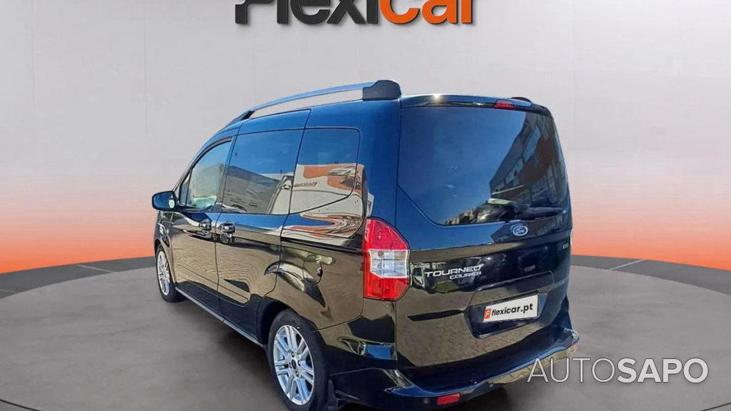 Ford Tourneo Courier 1.0 EcoBoost Titanium de 2017