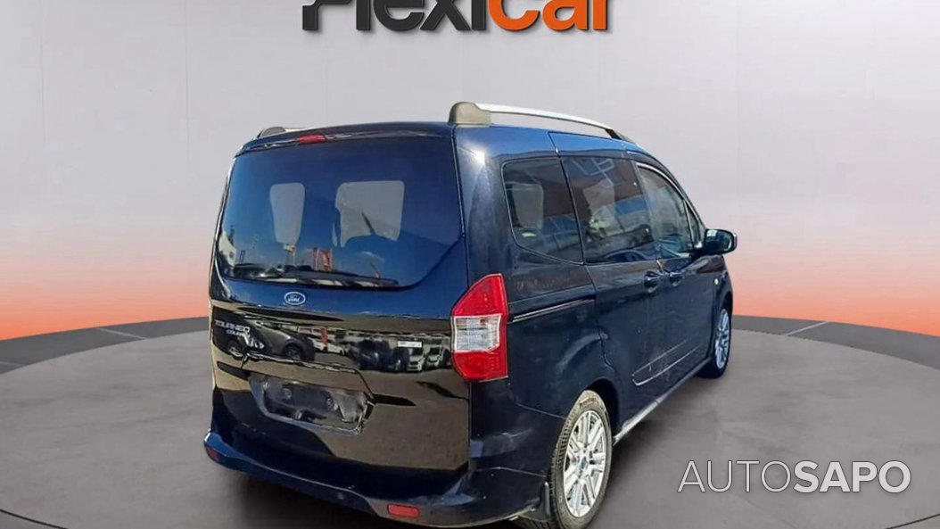Ford Tourneo Courier 1.0 EcoBoost Titanium de 2017