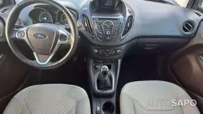 Ford Tourneo Courier 1.0 EcoBoost Titanium de 2017