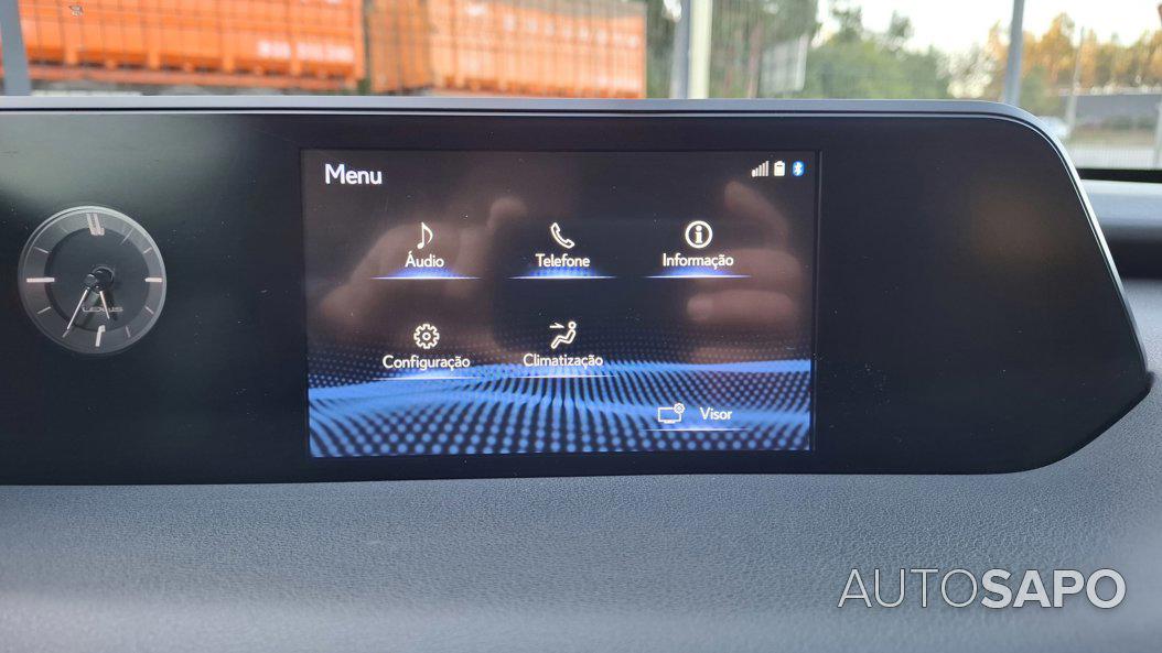 Lexus UX 250h Business de 2021