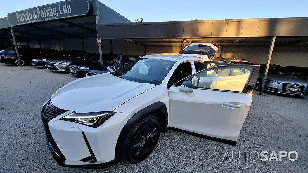 Lexus UX 250h Business de 2021
