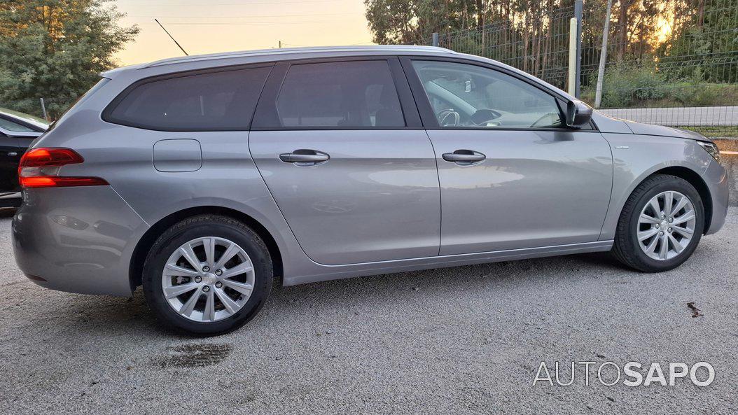 Peugeot 308 1.5 BlueHDi Style de 2020