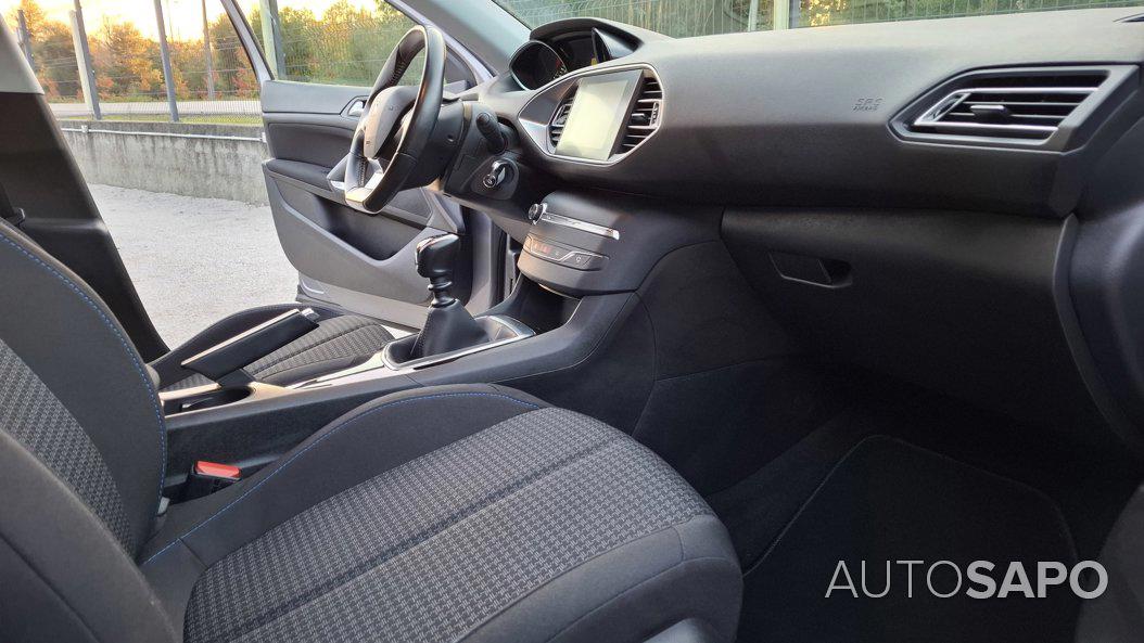 Peugeot 308 1.5 BlueHDi Style de 2020