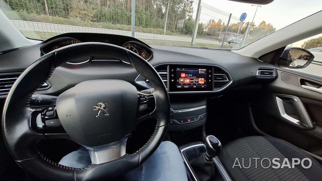 Peugeot 308 1.5 BlueHDi Style de 2020