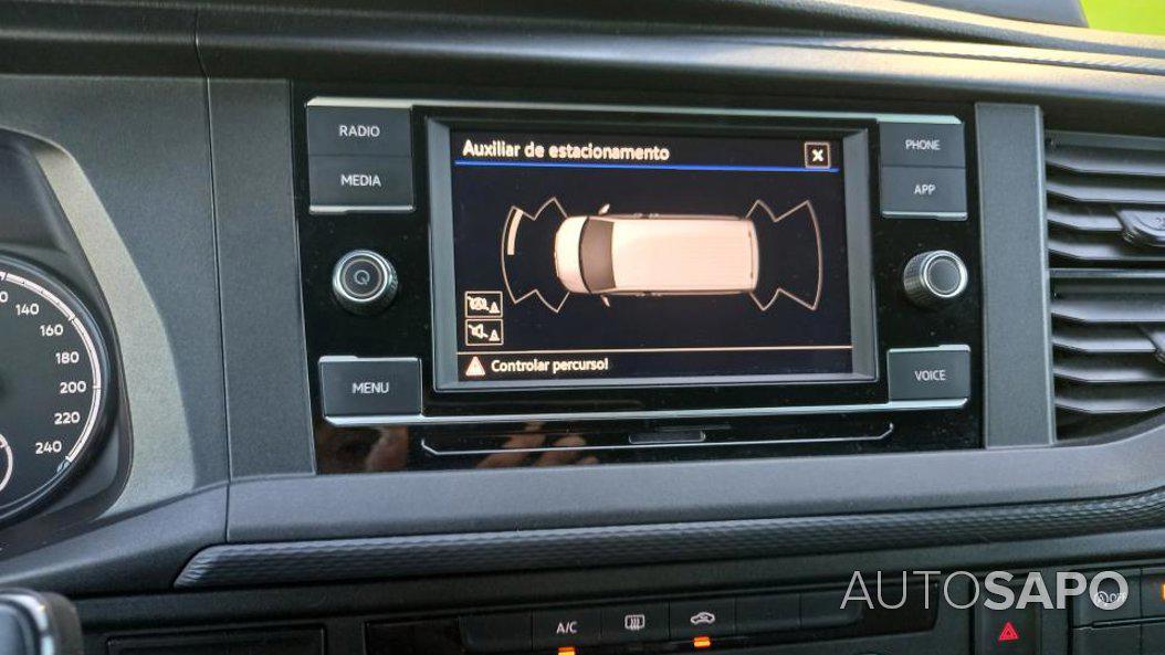 Volkswagen Transporter Kombi 2.0 TDI EXTRA AC de 2024