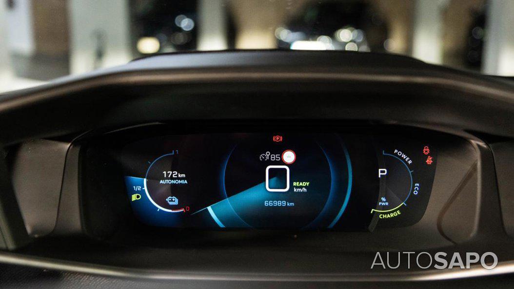 Peugeot e-2008 de 2023