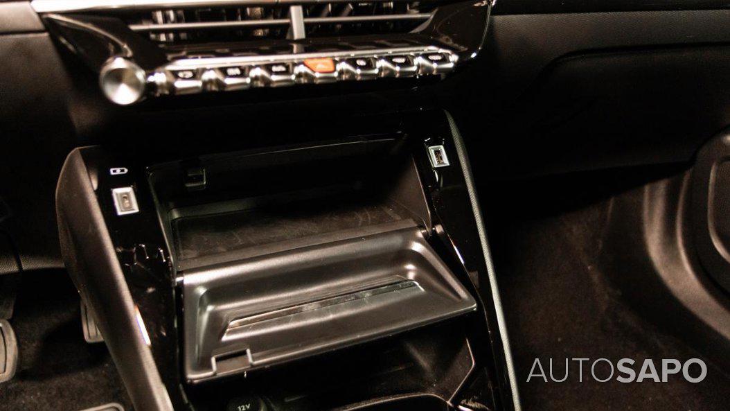 Peugeot e-2008 de 2023