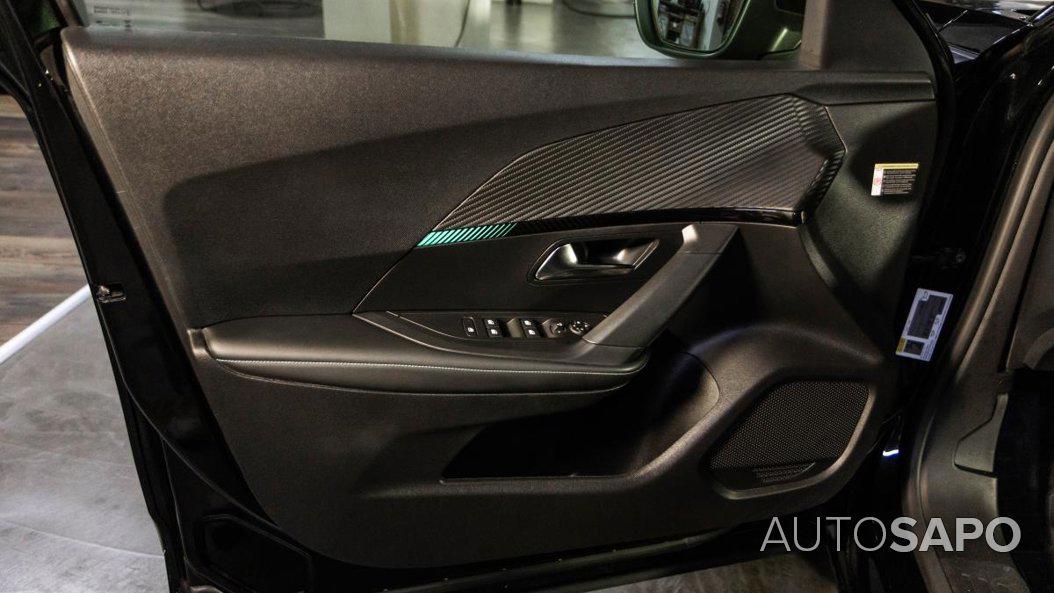 Peugeot e-2008 de 2023