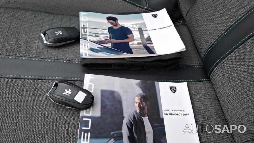 Peugeot e-2008 de 2023