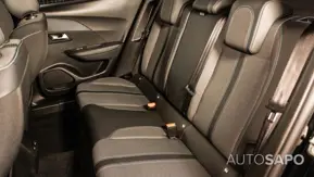 Peugeot e-2008 de 2023