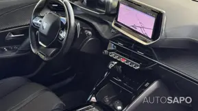 Peugeot 2008 1.2 PureTech GT EAT8 de 2023