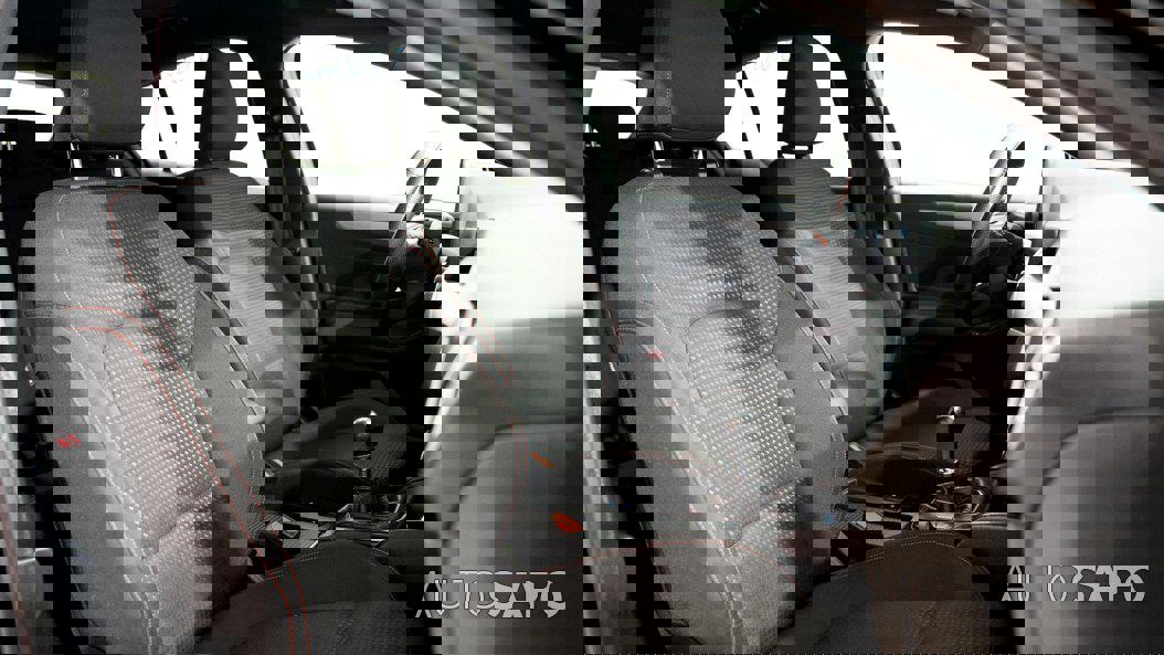 Ford Focus 1.0 EcoBoost MHEV ST-Line de 2022