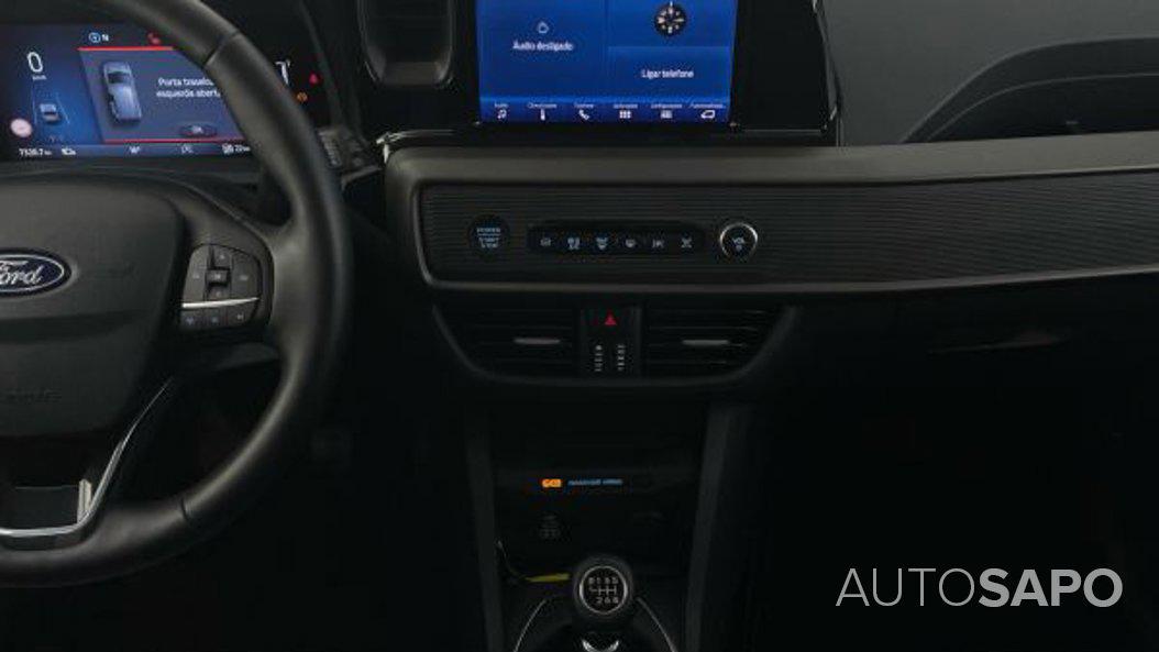 Ford Tourneo Courier 1.0 EcoBoost Titanium de 2025