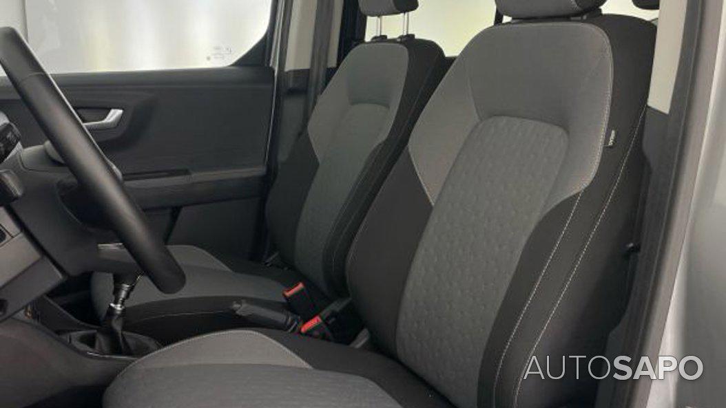 Ford Tourneo Courier 1.0 EcoBoost Titanium de 2025