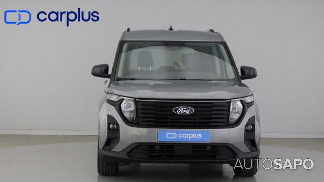 Ford Tourneo Courier 1.0 EcoBoost Titanium de 2025