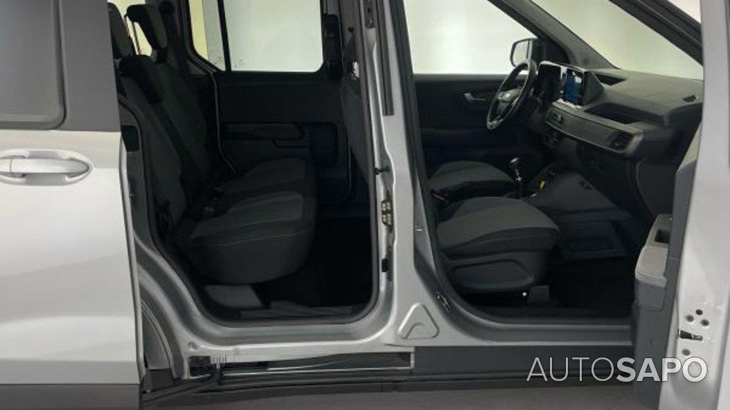 Ford Tourneo Courier 1.0 EcoBoost Titanium de 2025