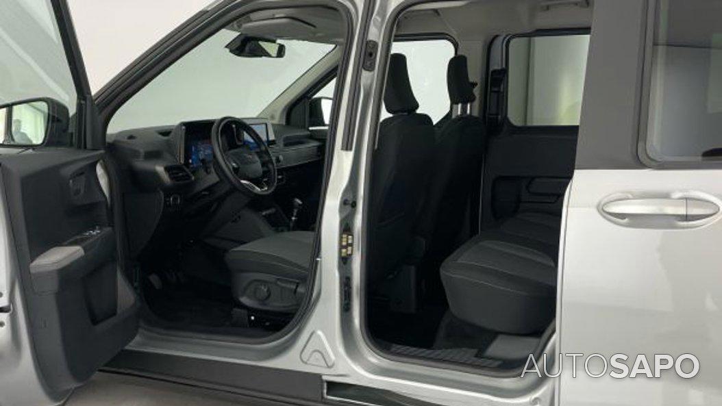 Ford Tourneo Courier 1.0 EcoBoost Titanium de 2025