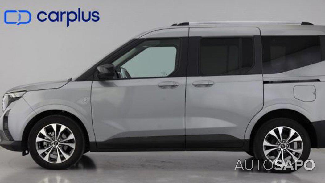 Ford Tourneo Courier 1.0 EcoBoost Titanium de 2025