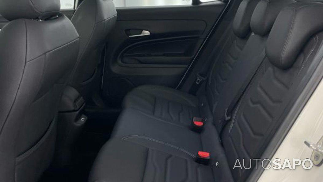 Jeep Avenger 54 kWh Atitude de 2025