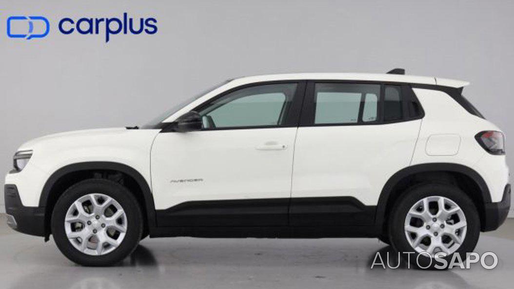 Jeep Avenger 54 kWh Atitude de 2025