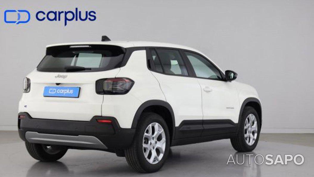 Jeep Avenger 54 kWh Atitude de 2025