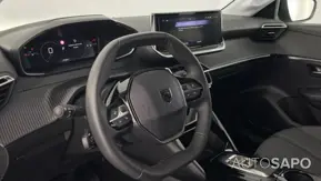 Peugeot 208 1.2 PureTech Allure de 2025