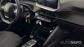 Peugeot 208 1.2 PureTech Allure de 2025