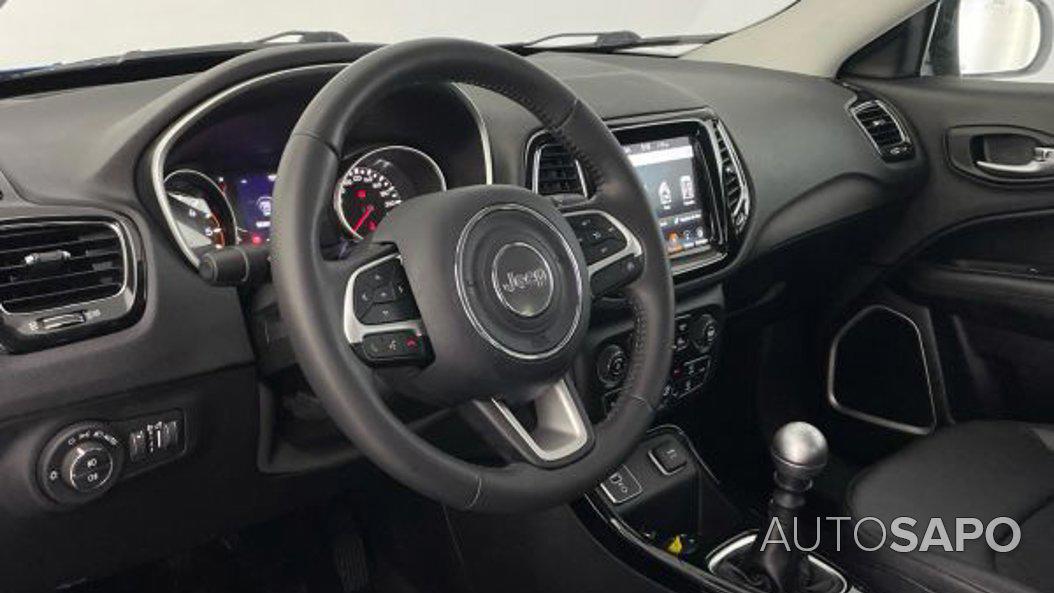 Jeep Compass 1.6 M-Jet Night Eagle de 2019