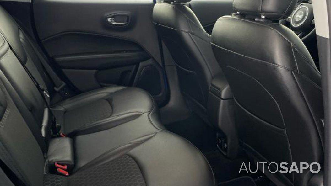 Jeep Compass 1.6 M-Jet Night Eagle de 2019