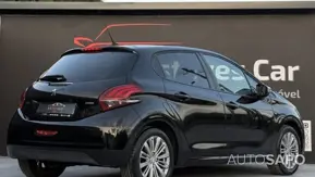 Peugeot 208 1.2 PureTech Style de 2017