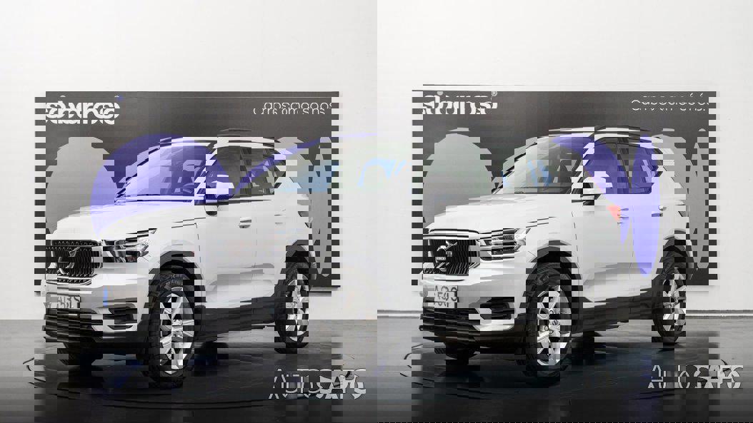 Volvo XC40 1.5 T2 Momentum Core de 2021