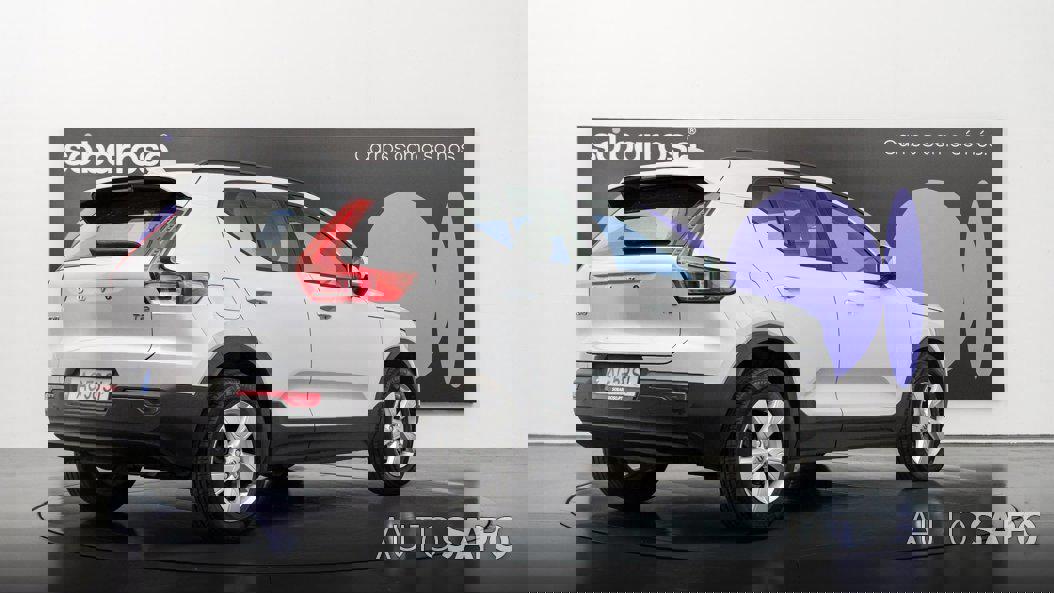 Volvo XC40 1.5 T2 Momentum Core de 2021