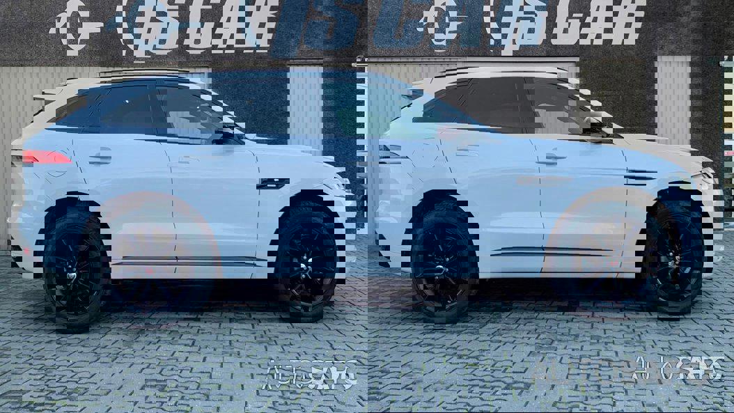 Jaguar F-Pace de 2016